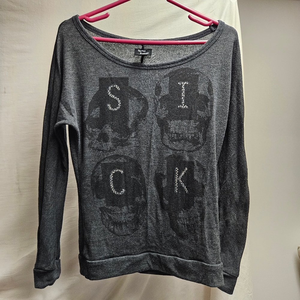 3for$25 SICK skulls teenage runaway XS black grey top blouse sweater scoop